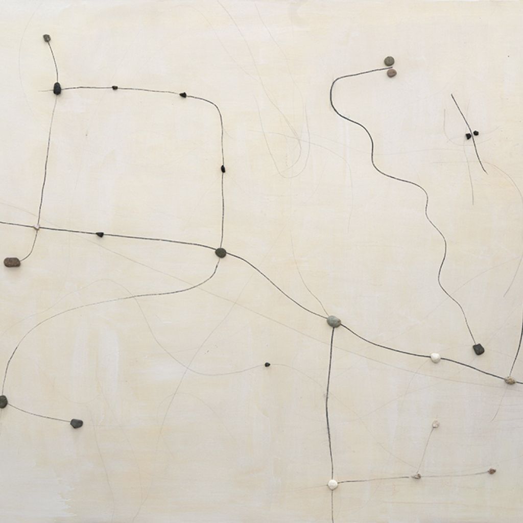 Kurczak i brokuły na komosie ryżowej w sosie orzechowym